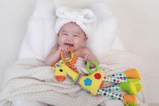 巨野宝宝发烧精神不好